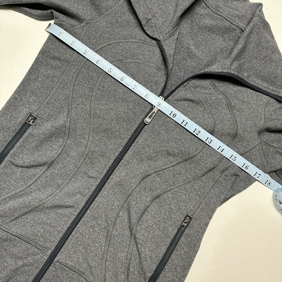 Vintage Lululemon Define Jacket in Heathered Gray Size 6? EUC - Picture 9 of 16